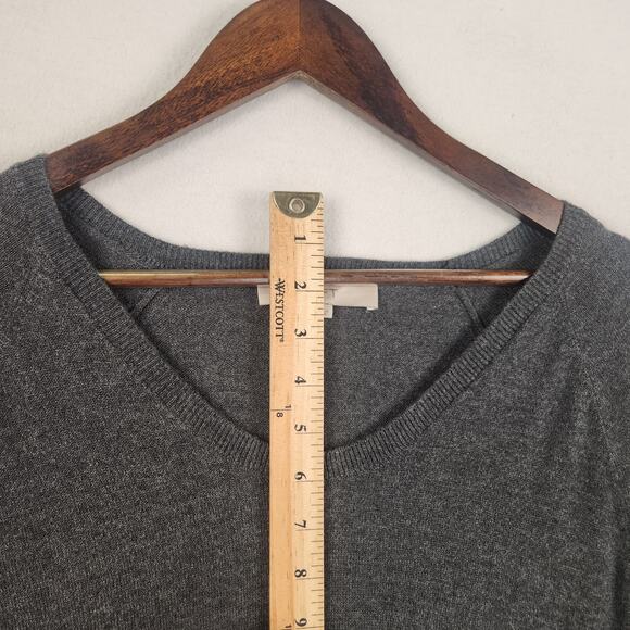 LOFT Pullover Sweater Women’s SZ L Charcoal Gray Long Sleeve V- Neck Knit EUC - Picture 8 of 13